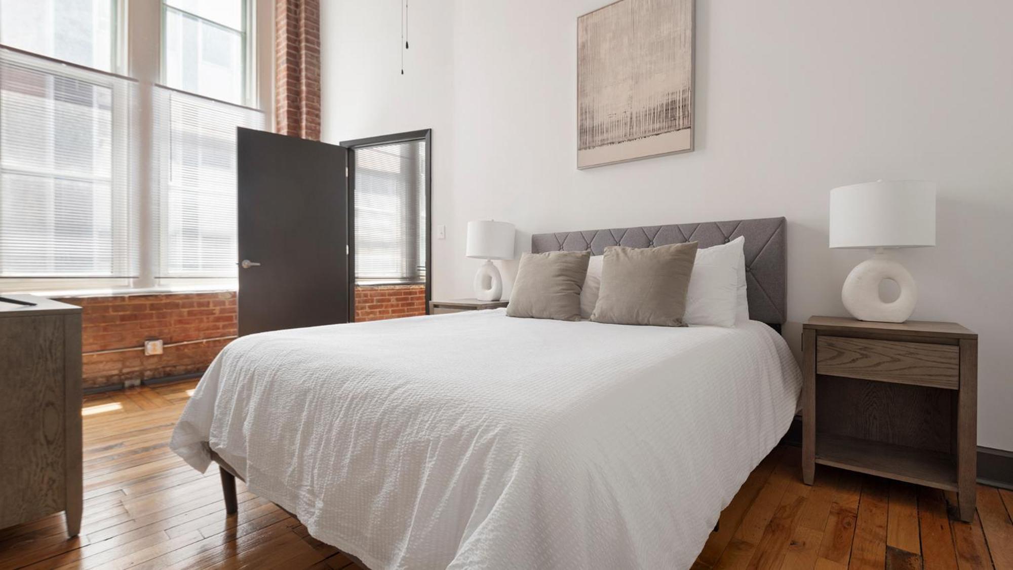 Six Cord Apartments By Barsala Saint Louis Exterior photo